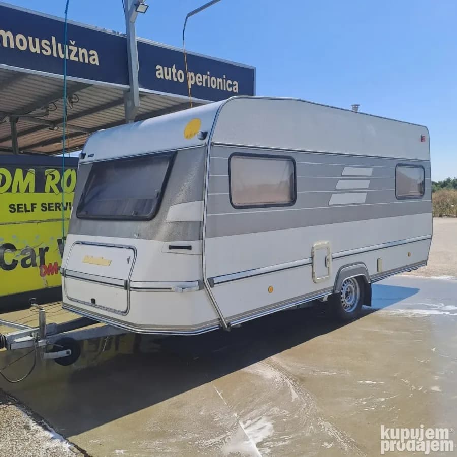 Kamp prikolica Eriba nova 6m