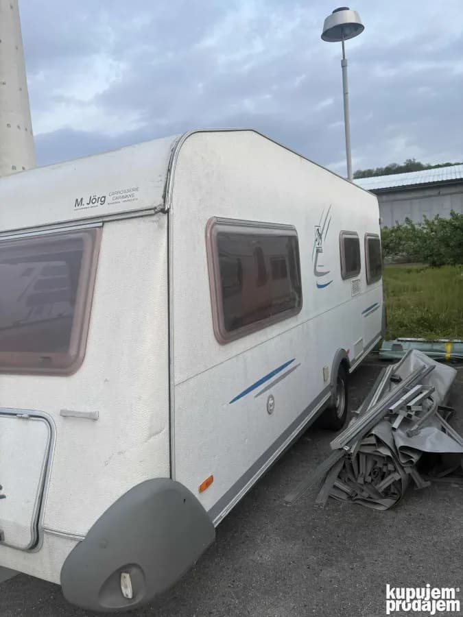 Knaus Azur 550 2001 god. domaći papiri Predšator